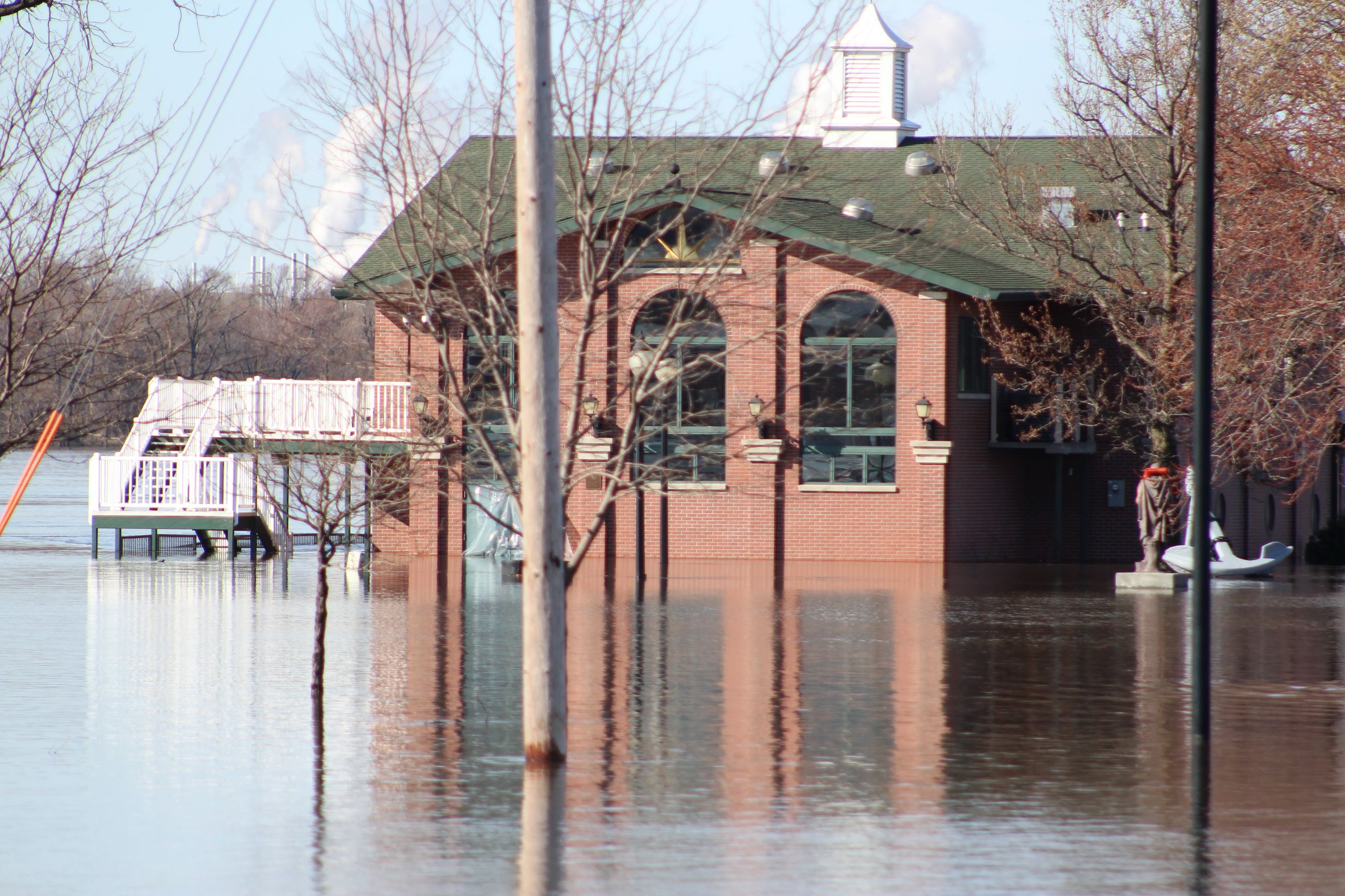 032619 Riverview Center - Riverside Park - river level 20.63 feet