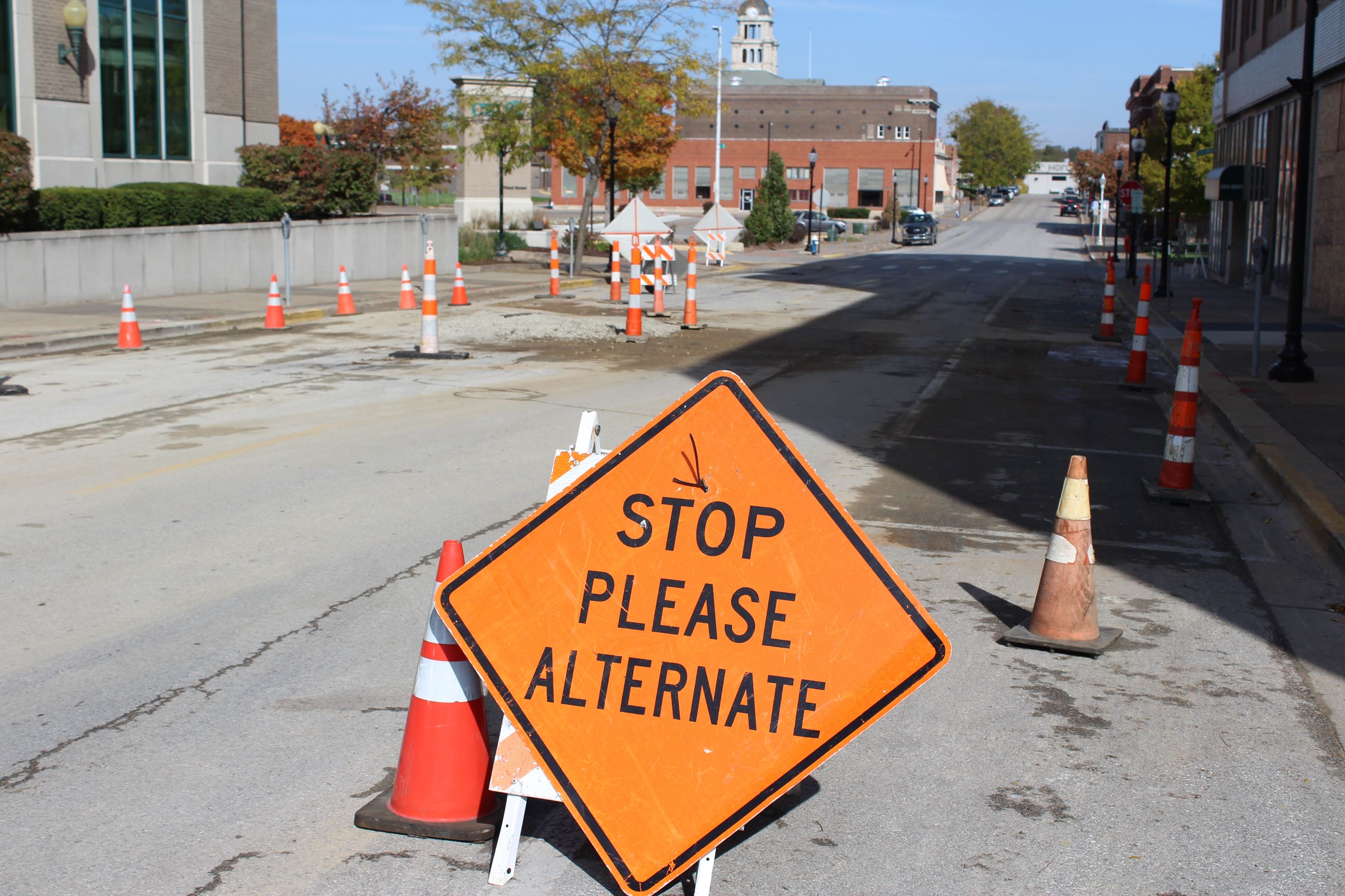 102019 East 3rd Street down to one lane (JPG)