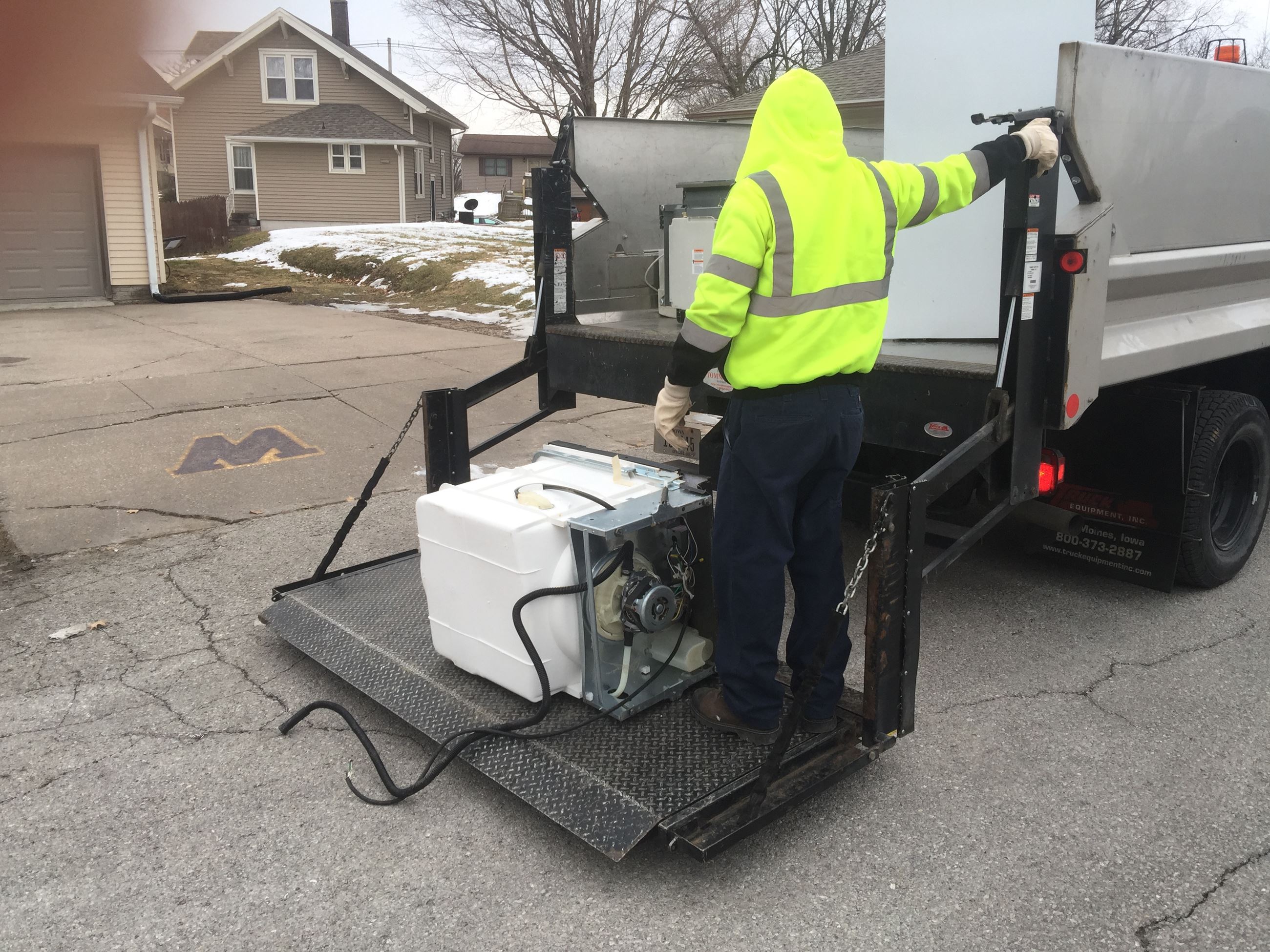 020420 Bulky Waste pickup 001 (JPG)