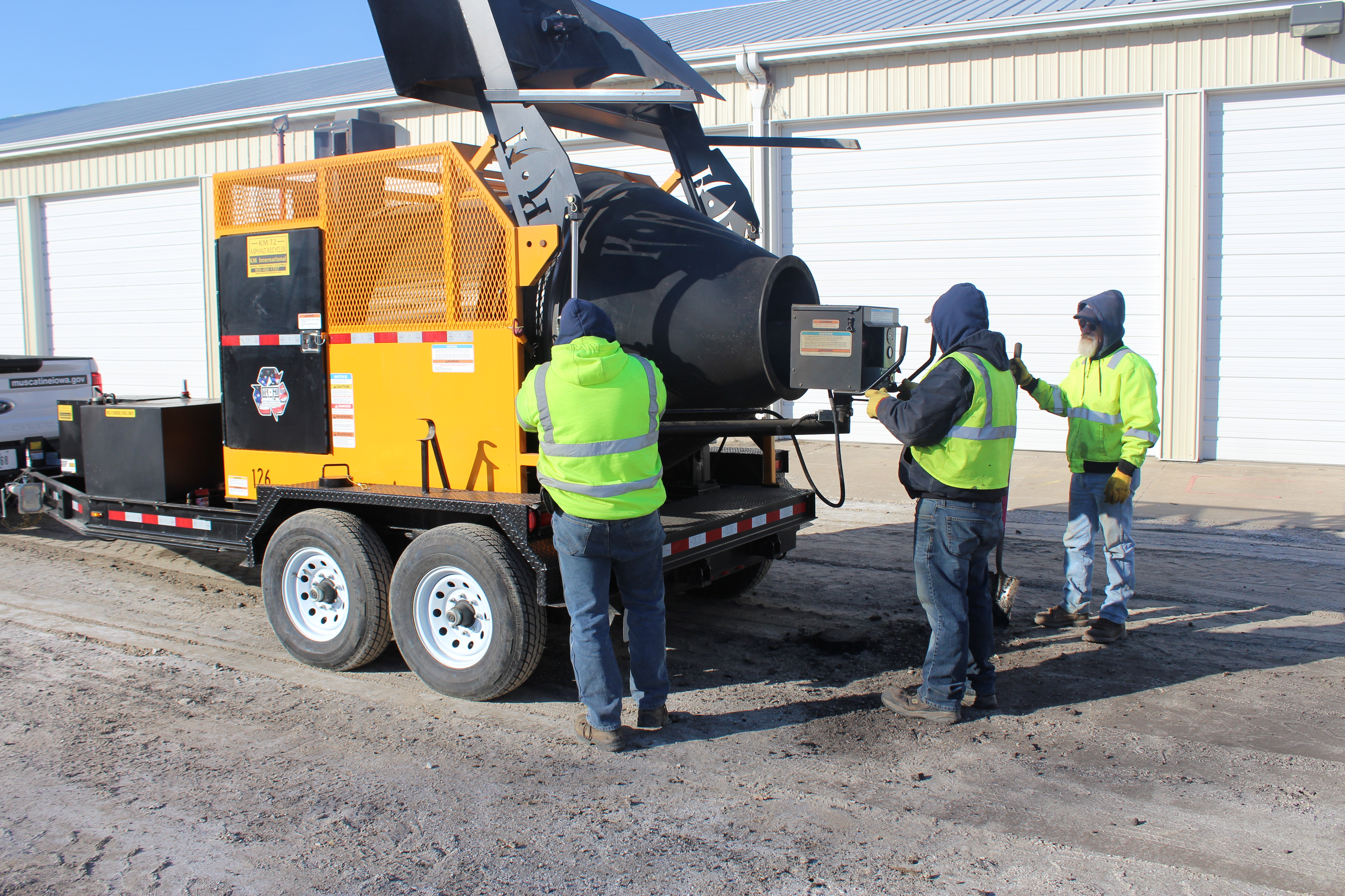 022120 Asphalt Reheater 003 (JPG)