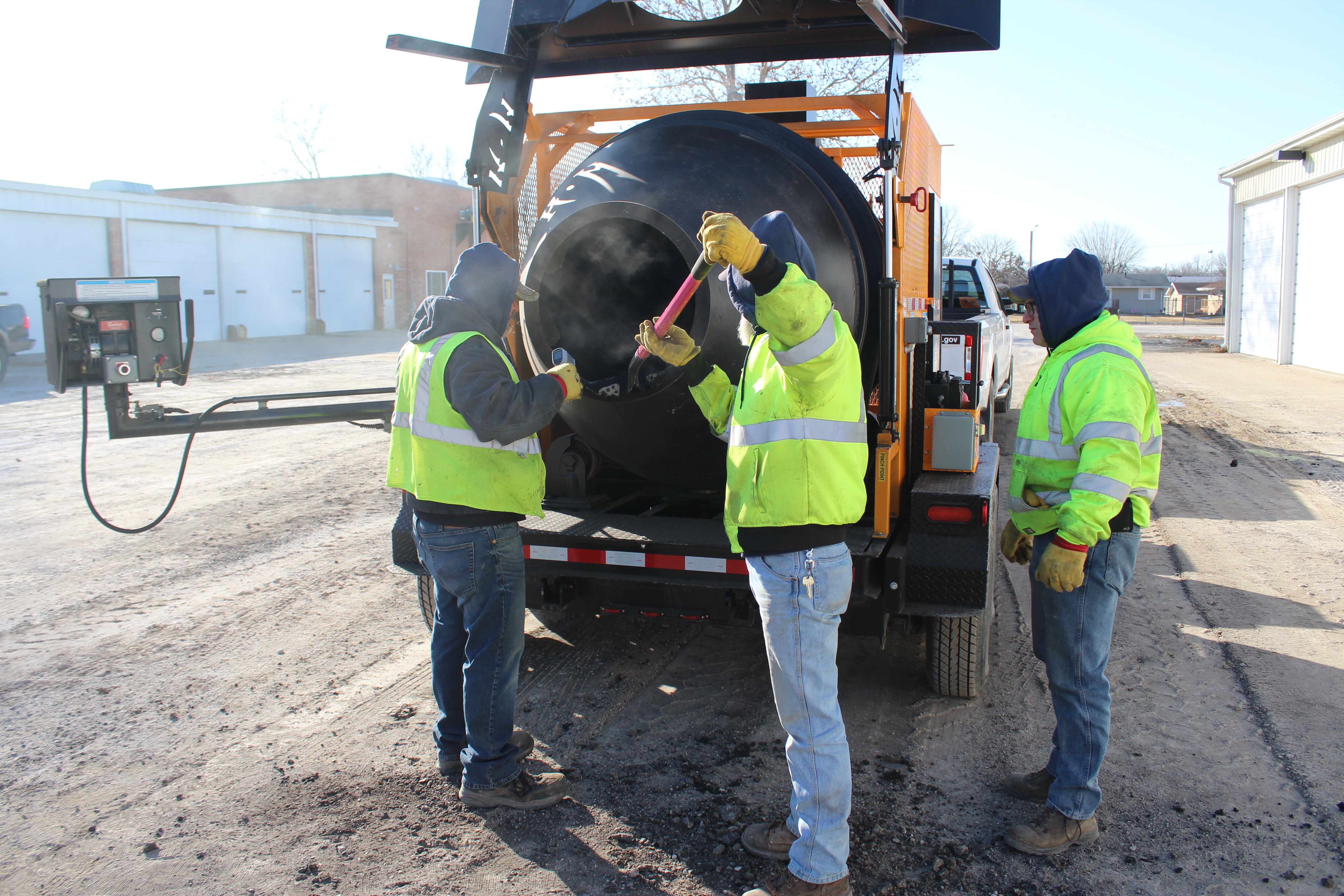 022120 Asphalt Reheater 005 (JPG)