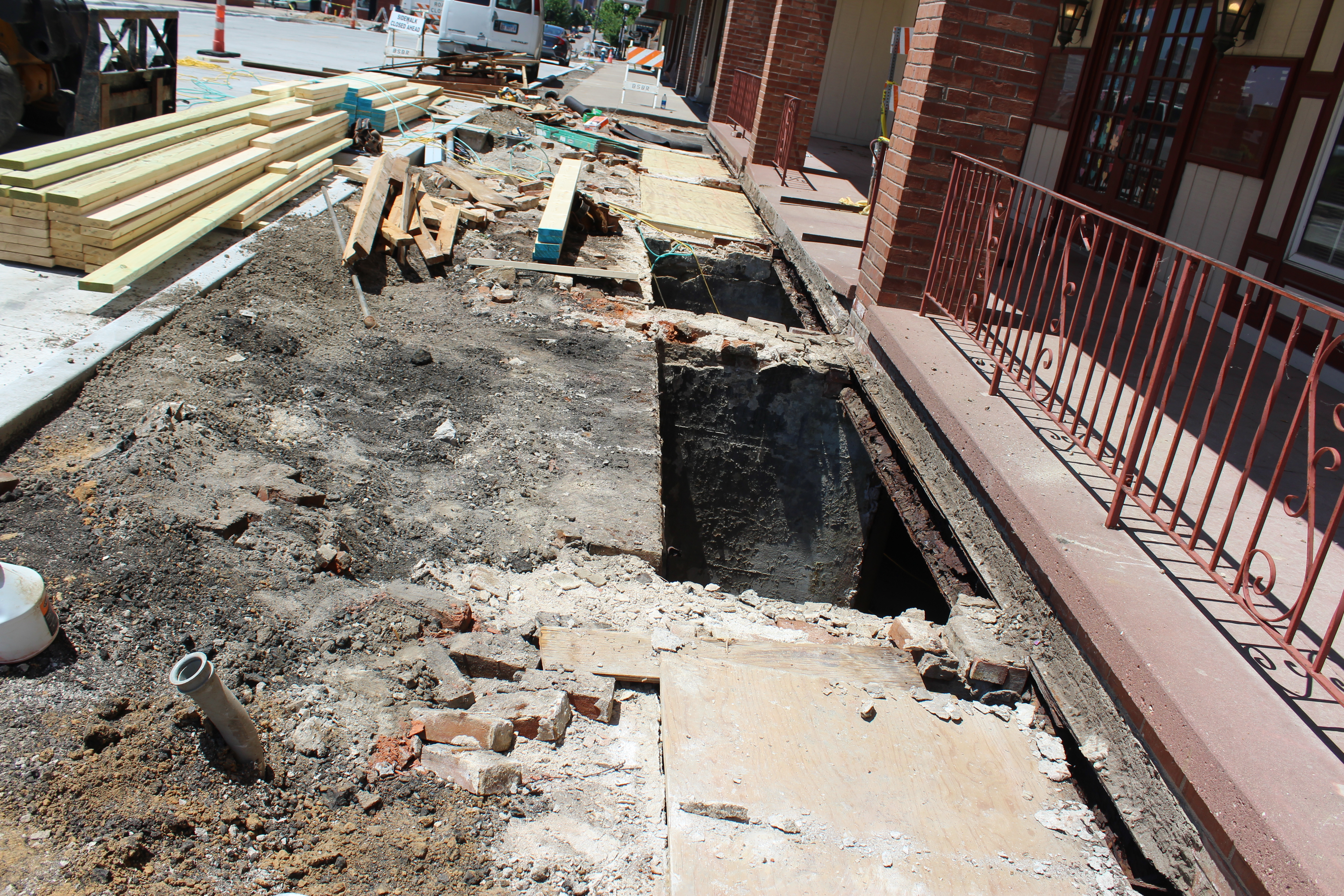 061620 2nd Street Batterson Building Vault 007 (JPG)
