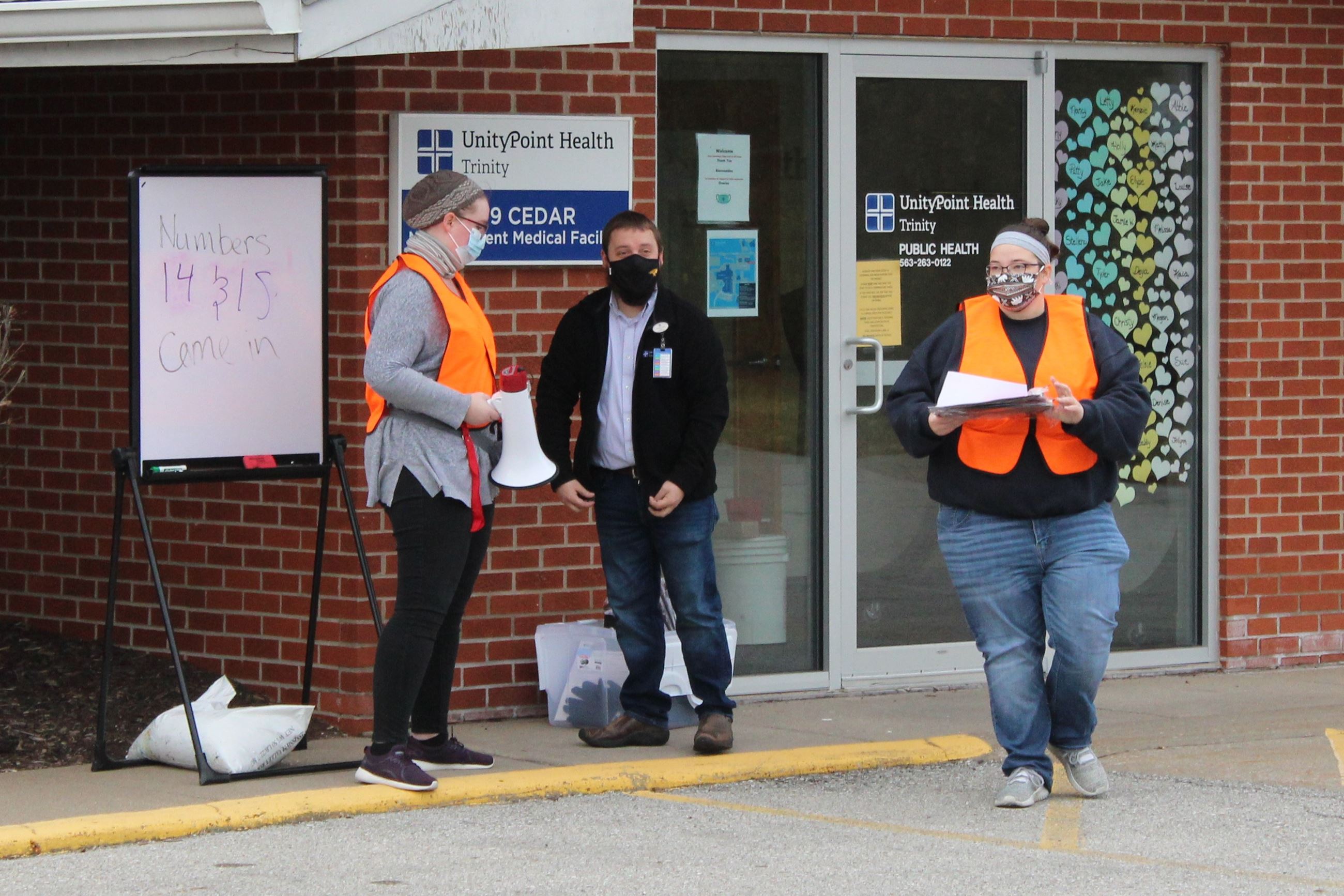 122320 Vaccine EMS 03 Waiting to be called in (JPG)