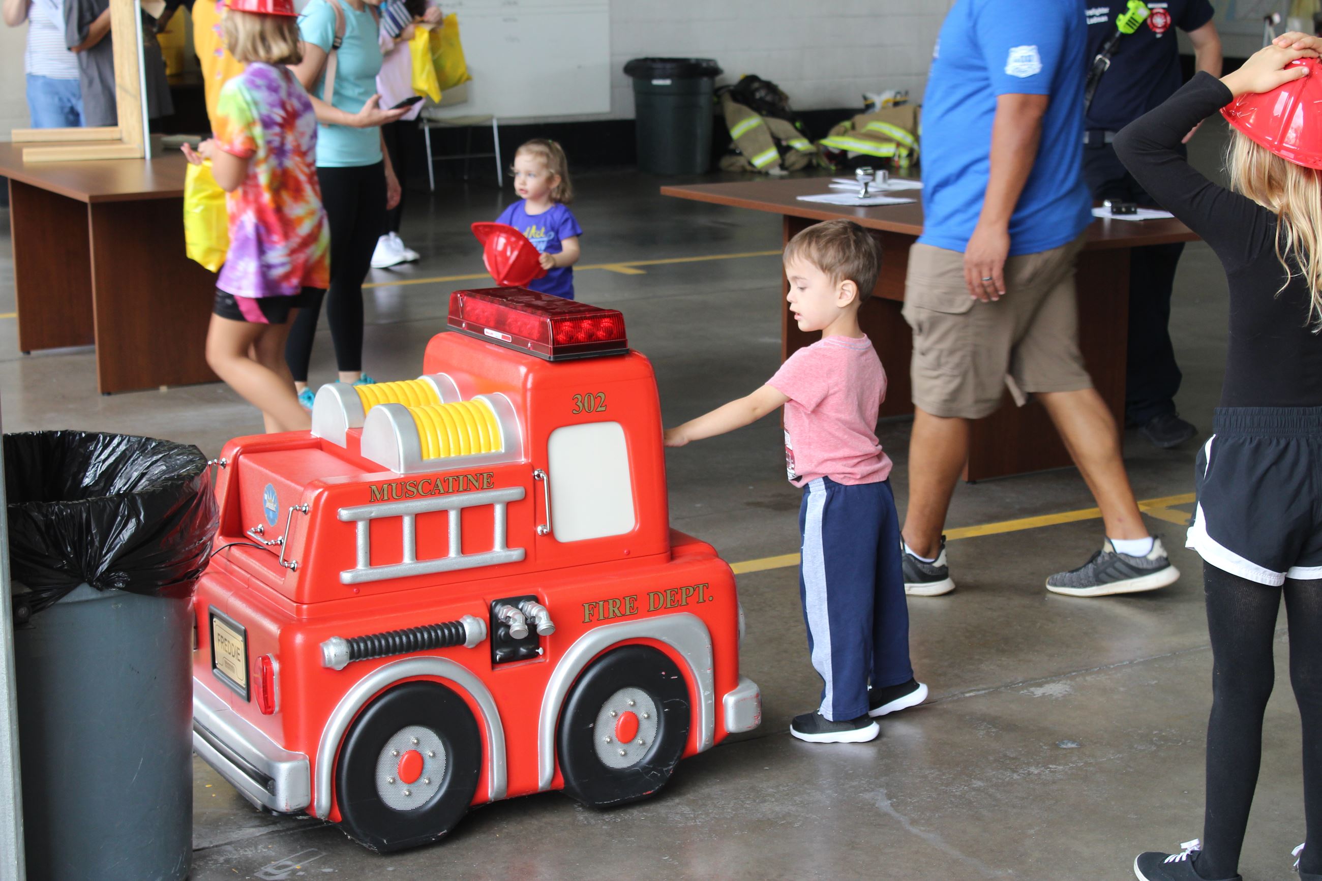 100321 Open House Children Games 06 (JPG)