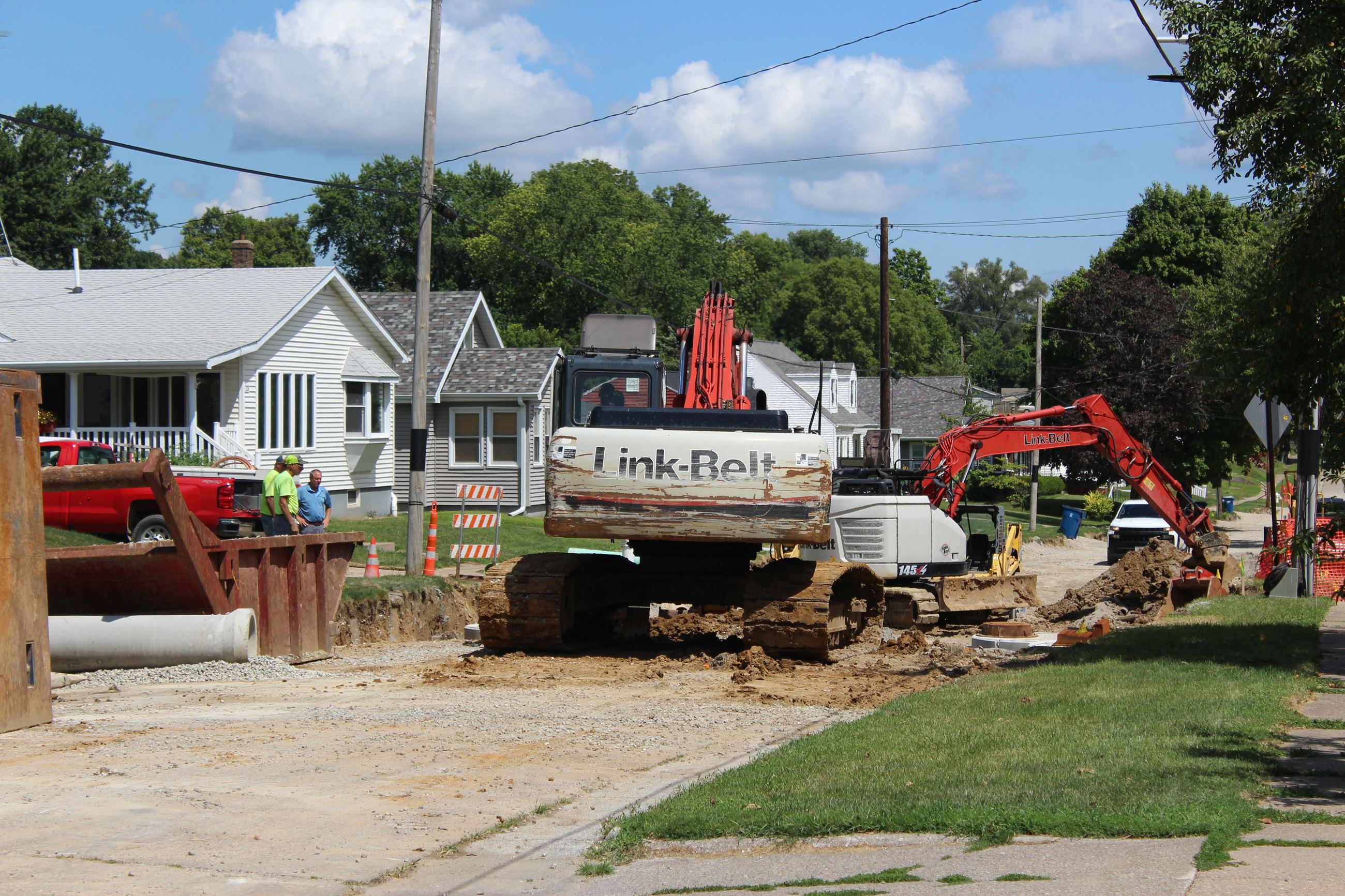 Underground work on Climer Street at High Street intersection (JPG)