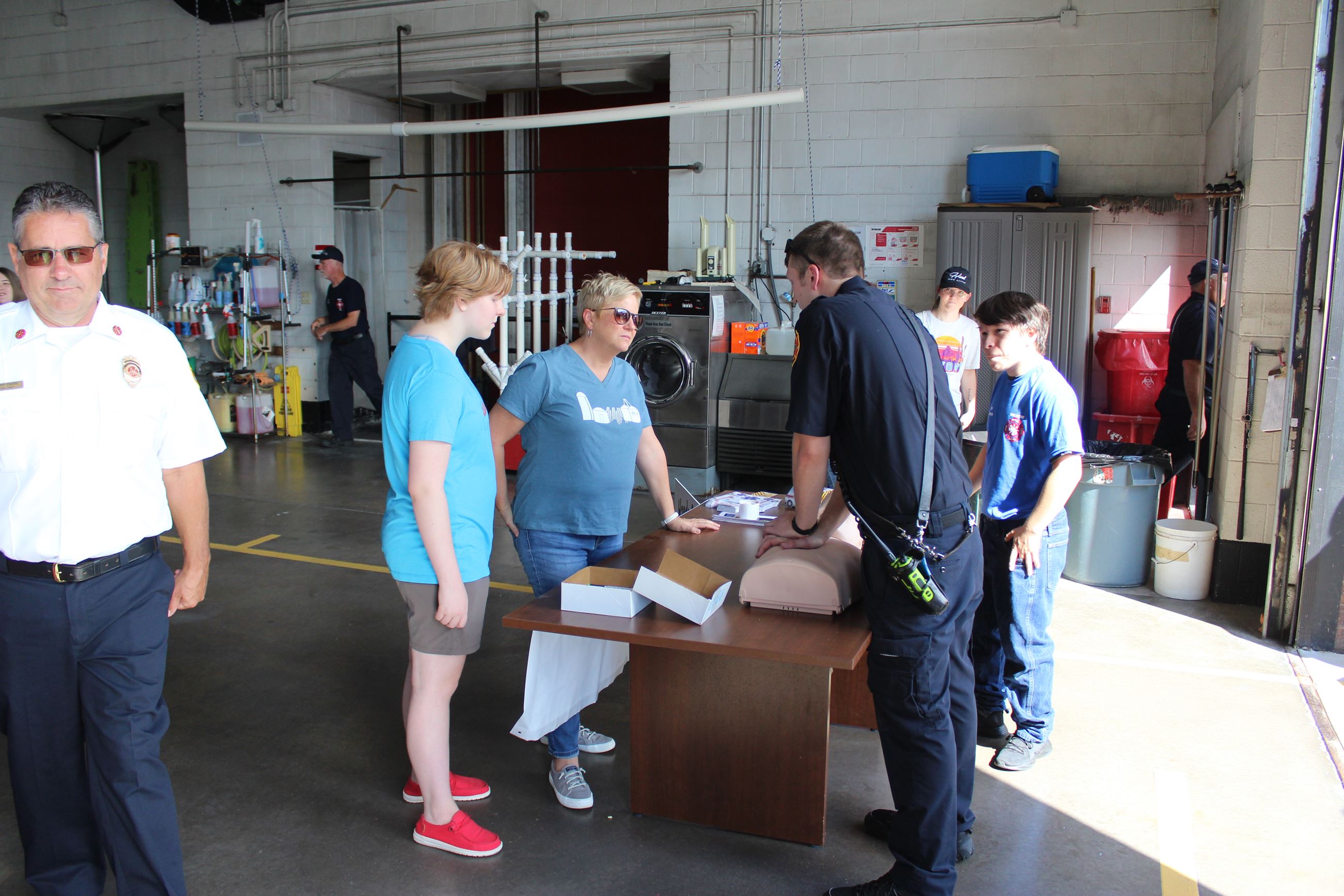 Muscatine Fire learning hands free CPR PSOH October 2, 2022 (JPG)