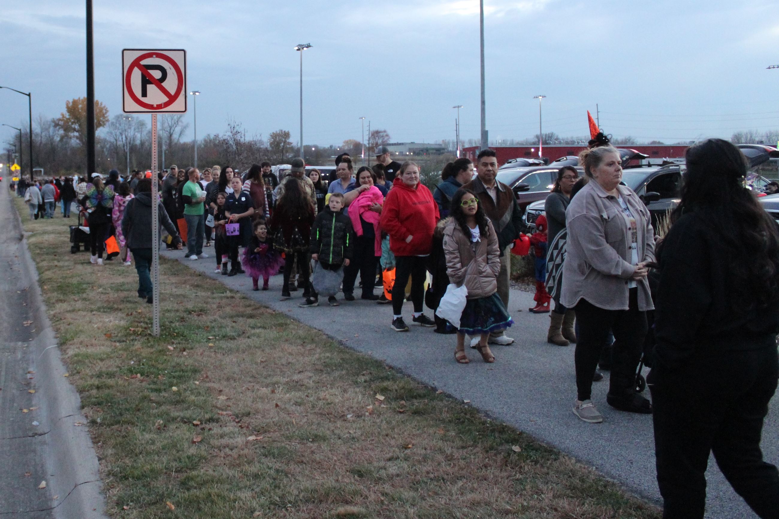103022 City Trunk or Treat 001 (JPG)